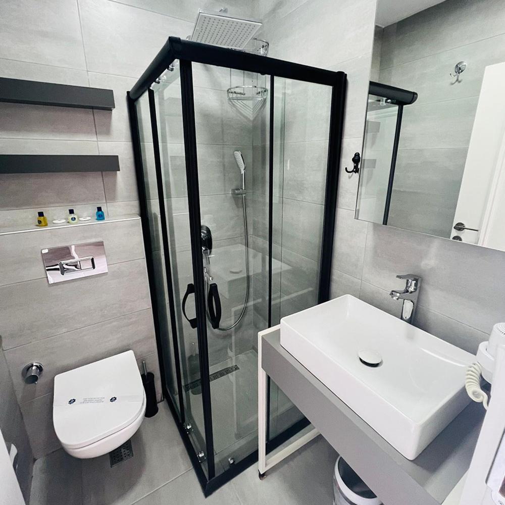 Euronova Hotel & Suites 凯梅尔 外观 照片
